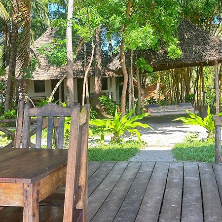 Juani Beach Bungalows Kilindoni Ngoại thất bức ảnh